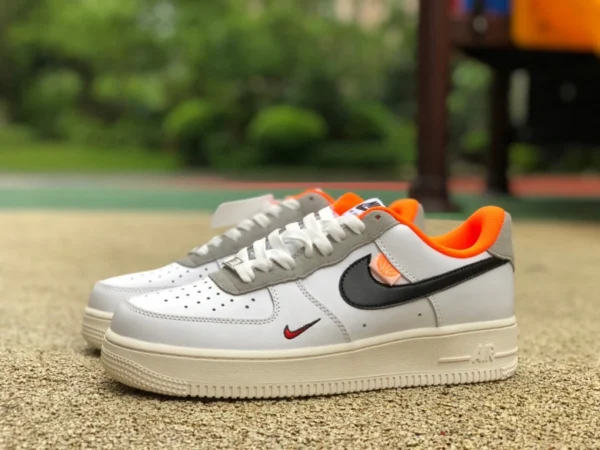 AF1 bianche grigie arancioni basse Nike Air Force 1 Low 07 AF1 scarpe da ginnastica casual kaki fb2364-016