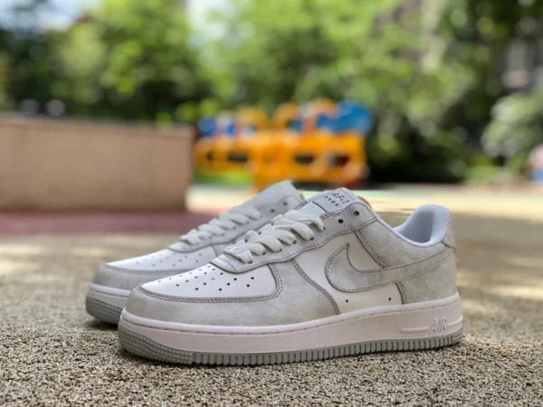 AF1 bianche grigie basse Nike Air Force 1'07 AF1 Air Force One sneakers basse da uomo LQ55881-616