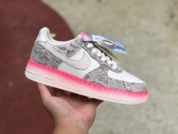 af1 nebula rosa bassa Nike Air Force 1 Air Force 1 modello serpente nebula rosa sneakers da uomo e da donna dv1031-030