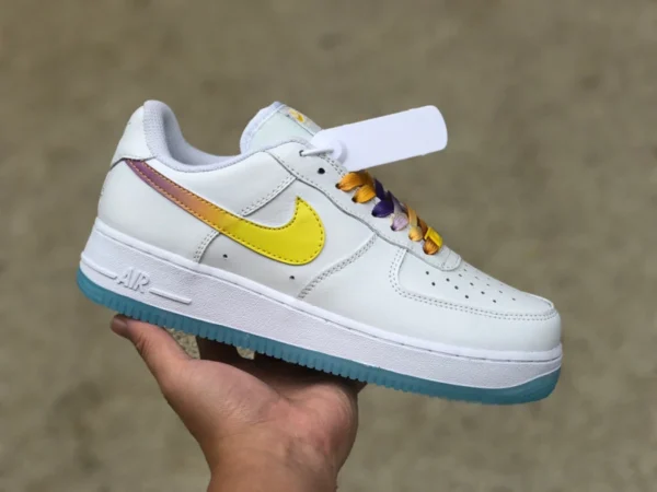 AF1 bianco citrino fondo basso Nike Air Force 1 Low '07 scarpe da ginnastica Air Force One basse cd6699-110