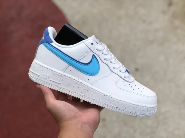 AF1 gancio impilato bianco e blu basso Nike Air Force 1 AF1 gancio impilato bianco e blu Air Force sneakers basse DQ0359-100