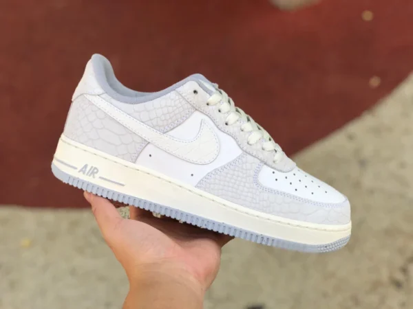 af1 pitone bianco basso Nike Air Force 1 '07 W Air Force One Pitone bianco pitone bianco DX2678-100