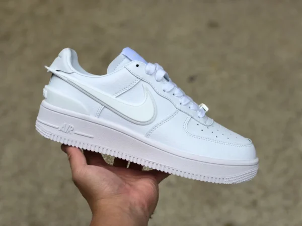 AF1 scarpe da ginnastica casual basse bianche pure white Nike Air Force 1 basse sp DD8959-100