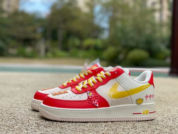 AF1 Bianco e Rosso Capodanno China Limited Nike Air Force 1 07 Air Force One China Limited cw1888-601