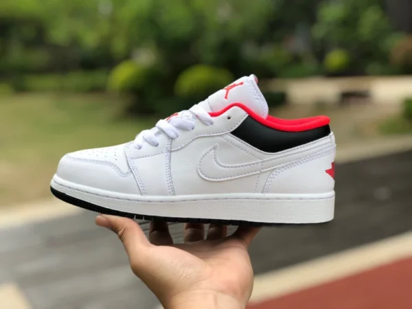 aj1 nero e bianco rosso basso puro originale Air Jordan 1 Low AJ1 nero e bianco rosso scarpe da basket basse 553560-160