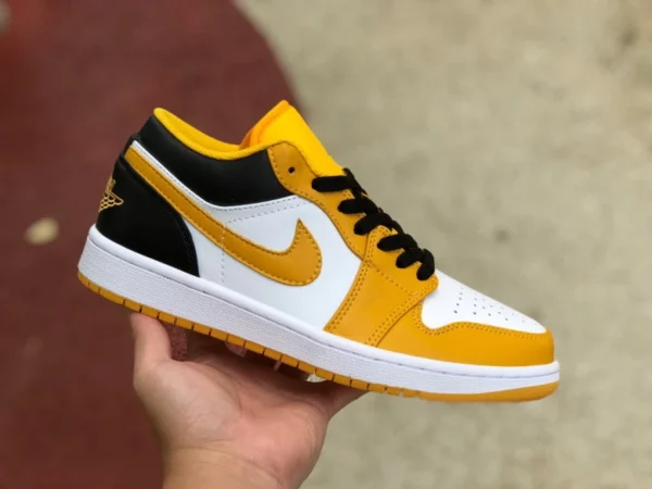 aj1 bianco, giallo e nero basso Air Jordan 1 Low AJ1 scarpe da basket retrò basse bianche, gialle e nere 553558-701