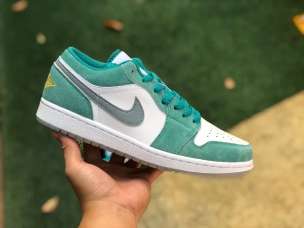 aj1 blu smeraldo basso puro originale Air Jordan 1 Low AJ1 scarpe da basket retrò blu smeraldo DN3705-301