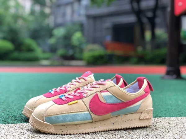 Forrest Gump unisce un Khaki Union x Nike Cortez DR1413-200