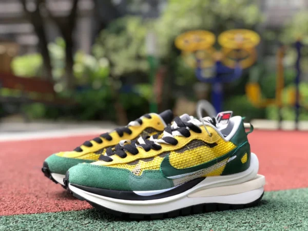 Sacai3.0 scarpe da corsa gialle e verdi Nike Vaporwaffle x Sacai joint gialle e verdi CV1363-700