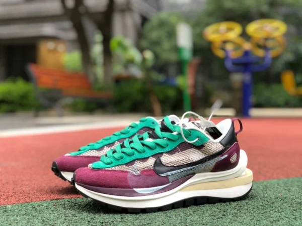 Sacai3.0 bordeaux Nike Vaporwaffle x Sacai joint scarpe da corsa bordeaux DD3035-200