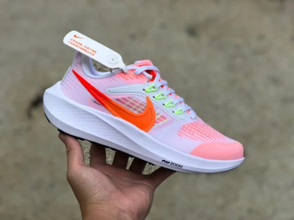 Nike Pegasus 39 Bianco Rosa Nike Grandi Scarpe per bambini 2022 Autunno Nuovo AIR ZOOM Pegasus 39 Scarpe da corsa sportive con cuscino d'aria DM4015-102