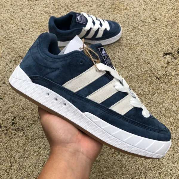 Adidas sneakers lwo blu navy Adidas clover Adimatic scarpe da pane retrò squalo da uomo e da donna scarpe casual GY2088