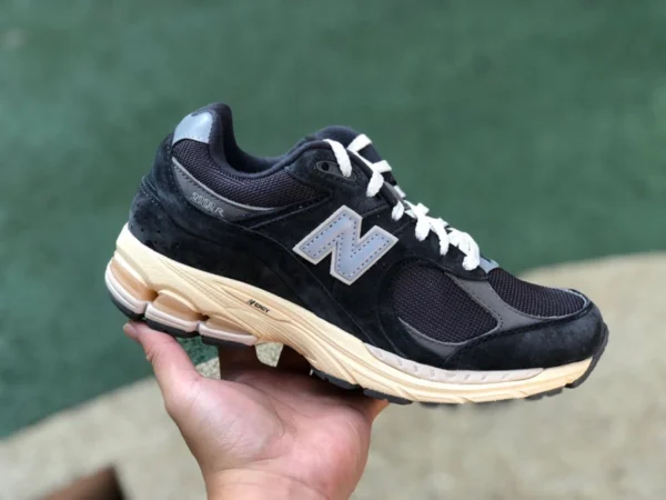 NB2002R carbonio nero grigio puro originale New Balance NB scarpe da uomo e da donna autentiche ufficiali serie 2002R grigio carbonio scarpe casual da papà M2002RHO