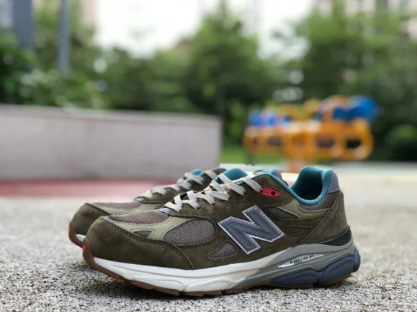 Scarpe sportive New Balance x Bodega 990V3 caffè grigio NB990v3 M990BD3