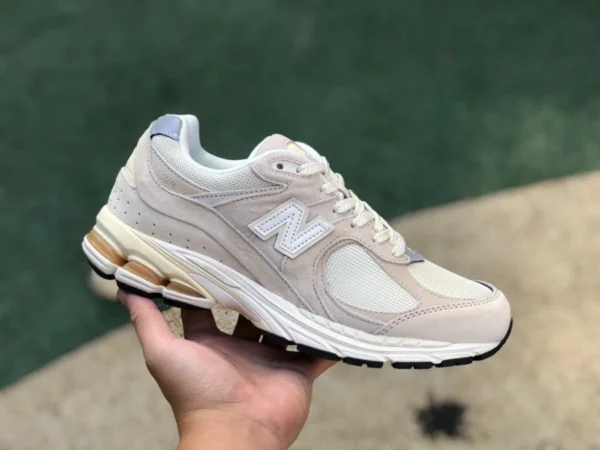 NB2002R Crema Bianco Puro Originale New Balance 2002R "Protection Pack" Retro M2002RCC