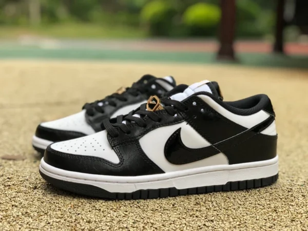 scarpe da skate basse Nike Dunk Low "World Champ" sb in vernice bianca e nera DR9511-100