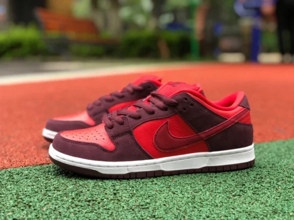 Dunk rosso ciliegia low Nike SB Dunk Low “Cherry” scarpe da skate rosso ciliegia DM0807-600