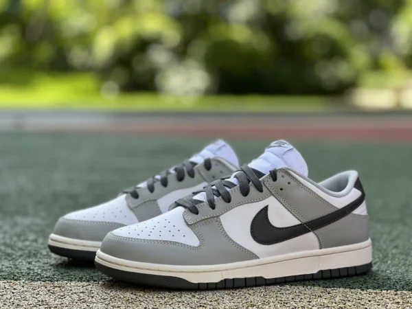 Dunk fumo grigio puro originale Nike WMNS Dunk Low Smoke Grey fumo grigio nero grigio bianco DD1503-117