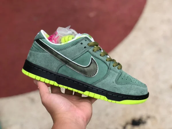 dunk verde aragosta Nike Dunk SB low verde aragosta ultra-limited sneakers basse BV1310-337