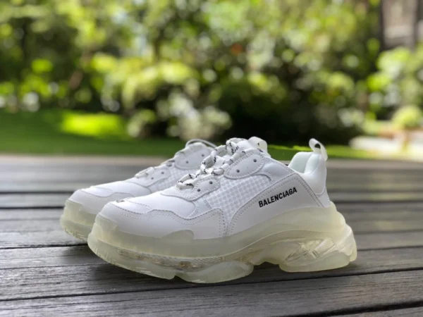 Balenciaga cuscino d'aria bianco puro Balenciaga Triple S Clear Sole scarpe da papà basse alla moda antiscivolo resistenti all'usura