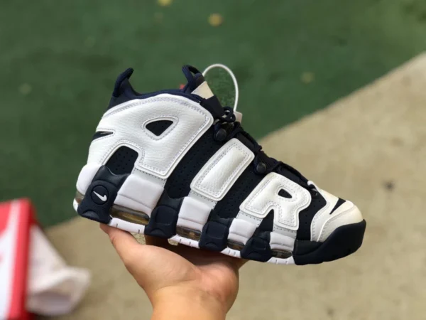 Big air Pippen bianco blu Nike Air More Uptempo 96 Big Air Pippen blu navy 414962-104