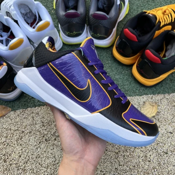 Kobe 5 nero Lakers viola oro s2 puro prodotto di punta originale Nike Kobe 5 Protro Lakers Kobe Lakers scarpe da basket color viola e oro CD4991-500