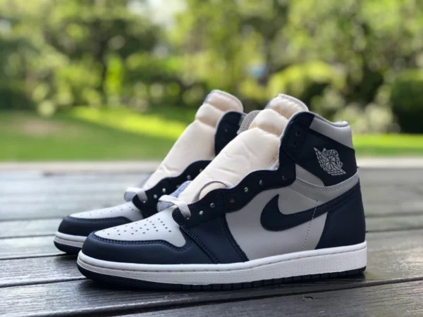 aj1 Georgetown alte Air Jordan 1 85 Georgetown AJ1 bianco blu grigio Georgetown haze scarpe alte BQ4422-400