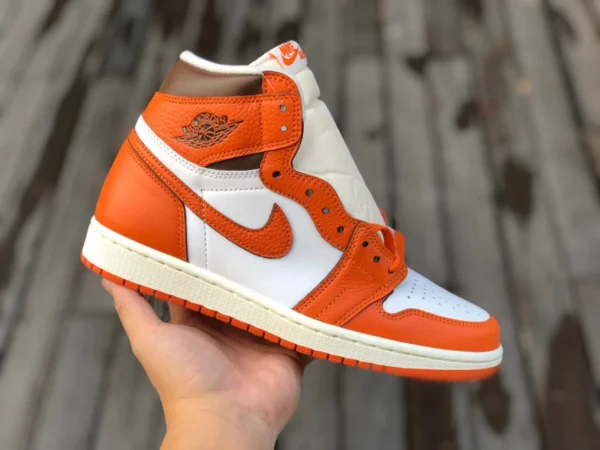 aj1 Hermès Arancione Air Jordan 1 High OG WMNS “Starfish” DO9369-101