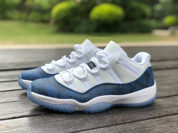 aj11 serpente blu basso Air Jordan 11 Retro Low AJ11 serpente blu scarpe da basket CD6846-102