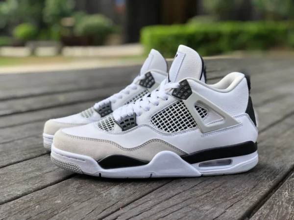 aj4 grigio bianco nero Air Jordan 4 AJ4 grigio bianco nero panda bianco cemento scarpe da basket DH6927-111