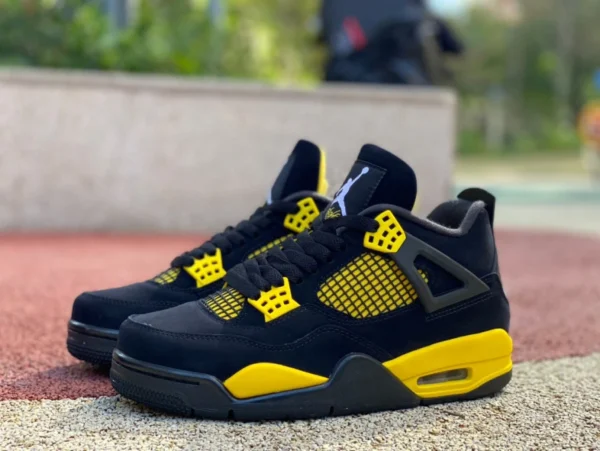 aj4 nero e giallo Thunder Air Jordan 4 Thunder Mid AJ4 nero e giallo Thunder God replica scarpe da basket DH6927-017