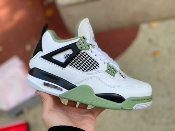 aj4 bianco verde salvia Air Jordan 4 AJ4 bianco verde nero matcha verde sale marino scarpe da basket mid-top AQ9129-103 131