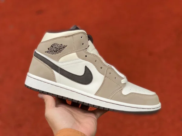 aj1mid Mocha Air Jordan 1 Mid AJ1 riso bianco grigio Mocha scarpe da basket retrò 554766-003