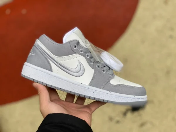 aj1 bianco grigio basso Air Jordan 1 Low SE "Light Steel Grey" gancio satinato DV0426-012