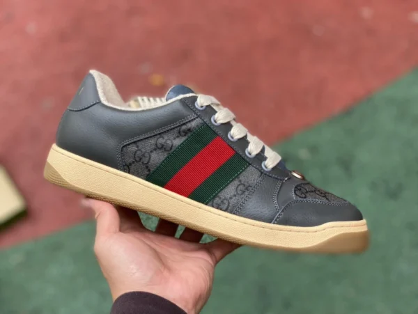 Gucci sneakers basse allacciate grigio carbonio GUCCI Gucci Screener sneakers basse allacciate da donna azzurre