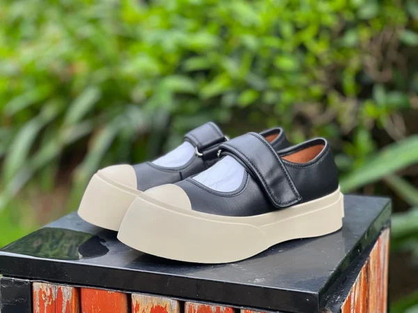 MARNI Velcro nero MARNI logo in pelle di vacchetta Mary Jane Velcro sneakers moda da donna