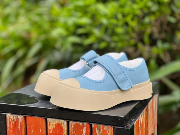 MARNI blu Velcro MARNI logo in pelle di vacchetta Mary Jane Velcro sneakers moda da donna