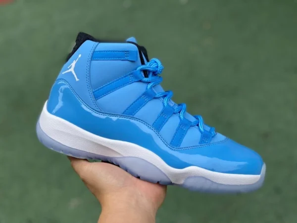 aj11 North Carolina blu pezzo tagliato puro originale Air Jordan Ultimate Gift of Flight North Carolina tuta 717602-9