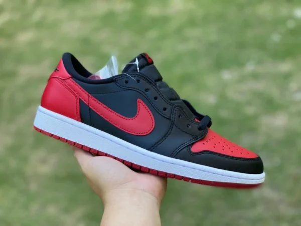 aj1 nero e rosso vietato indossare puro originale Air Jordan 1 Retro Low Bred 2015 AJ1 nero e rosso basso 705329-001