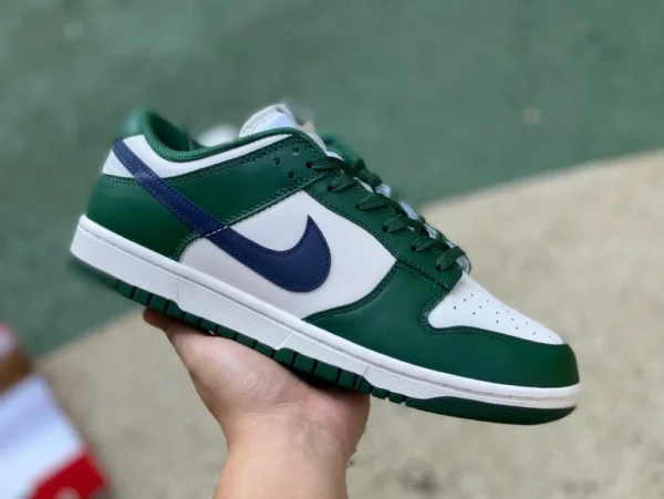 Dunk bianco, verde e blu gancio originale puro Nike Dunk Low Gorge Green sneakers casual basse bianche e verdi DD1503-300