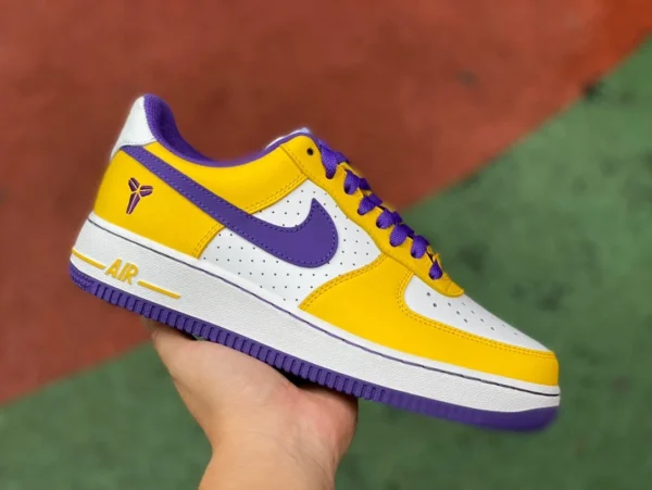 Air Force Lakers Viola Oro Puro Originale Kobe Bryant x Nike Air Force 1 Low Retro QS Scarpe da ginnastica Giallo Viola FZ11511