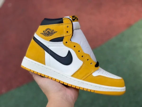 aj1 giallo ocra Air Jordan 1 High OG Yellow OchreDZ5485701