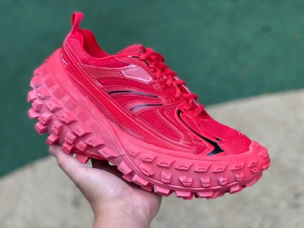 Scarpe per pneumatici Parigi rosse m originali originali Balenciaga Scarpe per pneumatici Balenciaga Defender scarpe retrò