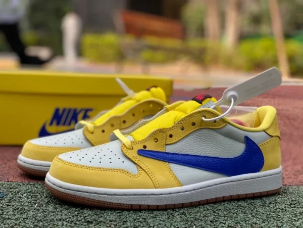 aj1 Barb Low Bianche Gialle Blu Travis Scott x Air Jordan 1 Low "Canary" Barb Low DZ4137-700