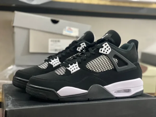 aj4 Oreo in bianco e nero