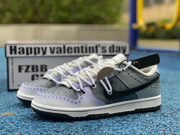 Cinturino Dunk nero grigio viola NBA Nike Dunk Low fzbb Daisy confezione regalo di San Valentino v2k single noble splash ink tie-dye sneakers basse blu e viola DD3363-002