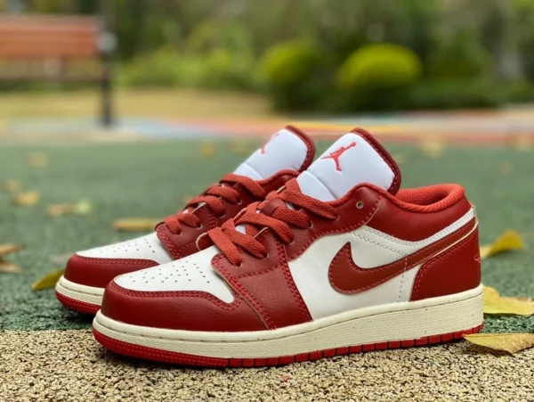 aj1 bianco e rosso retro basso puro originale Air Jordan1 AJ1 bianco e rosso retrò low-top per lo sport e il tempo libero scarpe da basket FJ3465-160