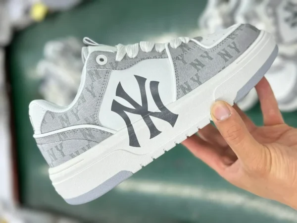 Scarpe per papà stampate MLB NY grado originale MLB esclusivo codice anticontraffazione grattabile qualità aggiornamento scarpe per papà celebrità stampate su Internet,