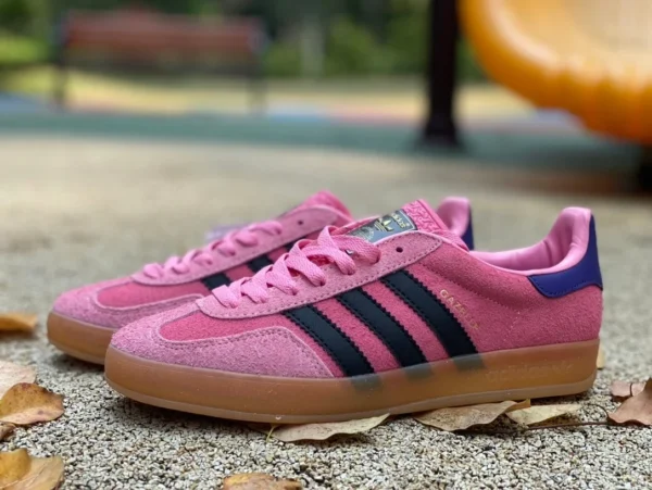 Adidas sneakers Gazelle rosa blu Adidas Originals Gazelle sneakers moda antica IE7002