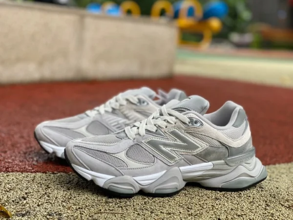 NB9060 grigio e bianco puro originale New Balance serie NB9060 nuove scarpe sportive e casual basse scarpe da corsa U9060JCG